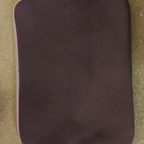 Targus Laptop case. Black zip close like new.  15".x 12". - Picture 1 of 8